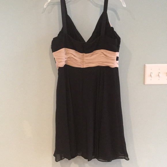 Formal Dress - Picture 2 of 3